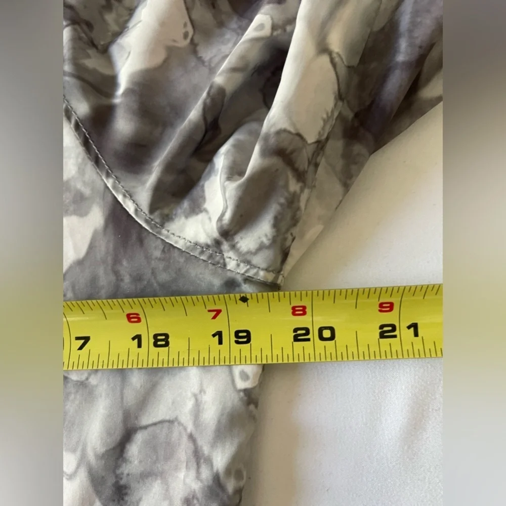 Mondetta Womens Lightweight Watercolor Gray Running Jacket Windbreaker Sz Small